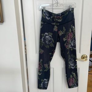 Lululemon Align Pant, flower print, size 8